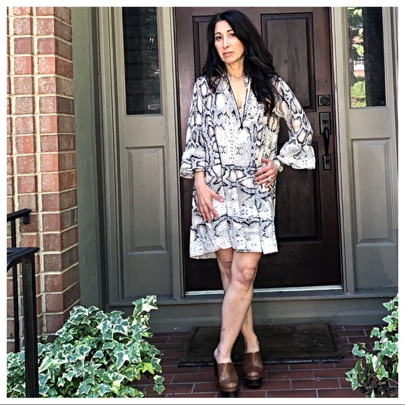 ✨LAST ONE ✨ITALY Loose fit swing dress - Picture 2 of 8